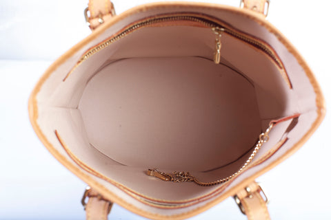 Authentic Louis Vuitton Monogram Petit Bucket 23