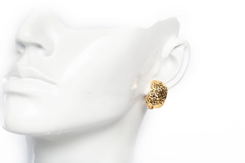 18k Yellow Gold Wide Hinged Diamond-Cut Huggie Hoop Earrings