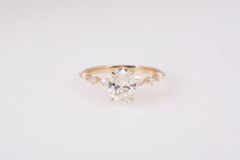 Brand New 14k Gold The Lindsey Set Lab Grown 2.01 CT Oval Cut Engagement Ring