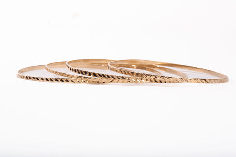 Ladies 14k Yellow Gold 2.2mm Wide Diamond Cut Bangle Bracelet Set Size 8"