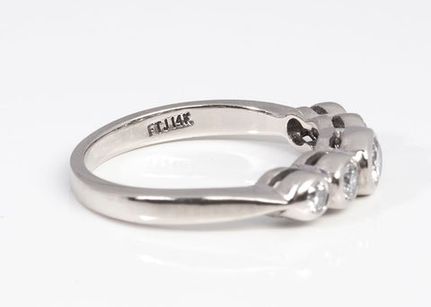 Ladies 14K White Gold Five-Stone Graduated Bezel Set Engagement Ring