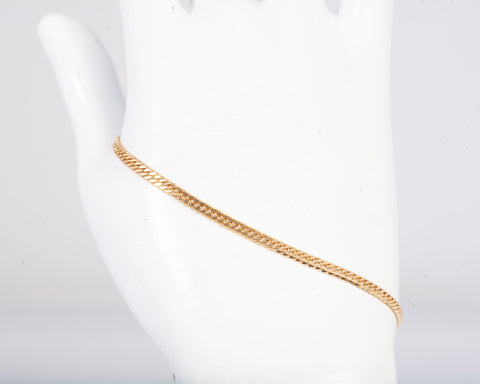 Ladies 18k Yellow Gold Curb Link Bracelet Size 7.25"