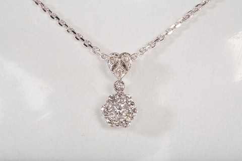 Ladies 18k White Gold Flower Diamond Drop Pendant
