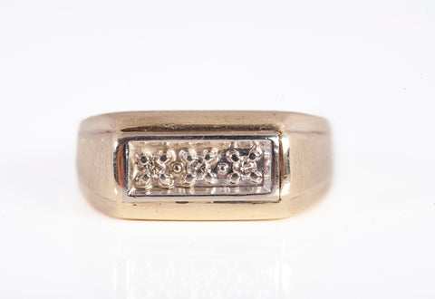 Gentlemen's 14k Yellow Gold .03TCW Diamond Ring Size 8
