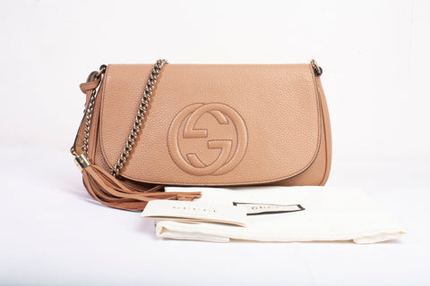 Authentic Gucci Pebbled Beige Calfskin Leather Soho Chain Crossbody Bag