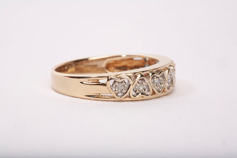 Ladies Vintage Heart 10k Yellow Gold Hearts Half Eternity Diamond Ring
