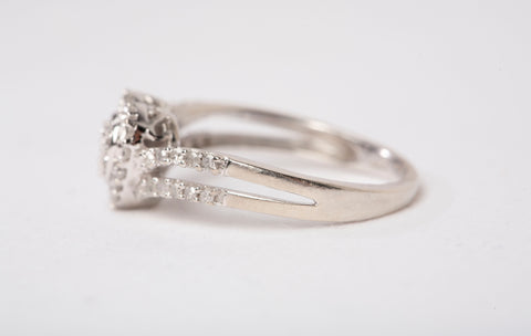 Ladies 10k White Gold Multi-Diamond Heart Frame Ring
