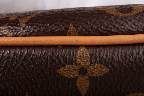 Authentic Louis Vuitton Monogram Canvas Loop Crossbody Bag