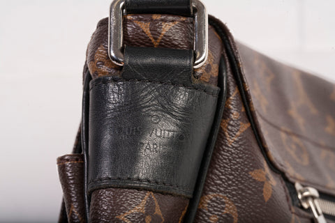 Authentic Louis Vuitton Monogram Macassar Christopher Messenger Bag