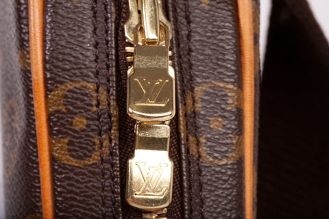 Authentic Louis Vuitton Monogram Pochette Gange Sling Bag