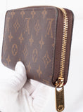 Authentic Louis Vuitton Monogram Poppy Zippy Wallet