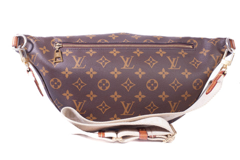 Authentic Louis Vuitton Monogram High Rise Bumbag