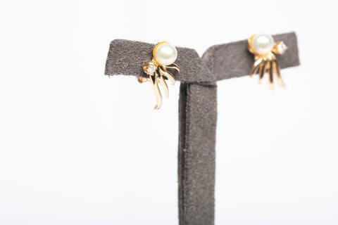 Ladies 14k Yellow Gold Saltwater Akoya White Pearl & Diamond Accent Earrings