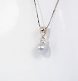Ladies 14k White Gold Silver Saltwater Pearl with Diamond Accent Pendant