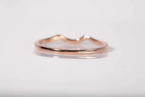 Ladies 14k Rose Gold Curve Stacking Ring Size 7"