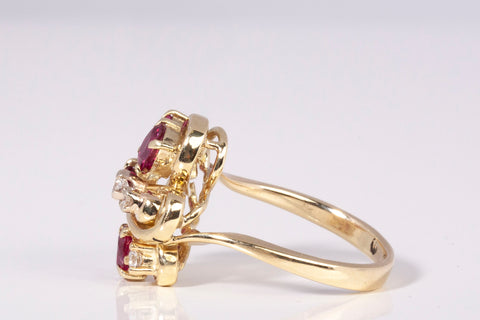 Ladies 14k Yellow Gold Ruby w/Diamond Accent Cocktail Ring