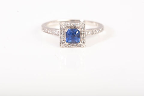 Ladies 18k White Gold Princess Cut Blue Sapphire Diamond Halo Accent Ring 0.145CTW