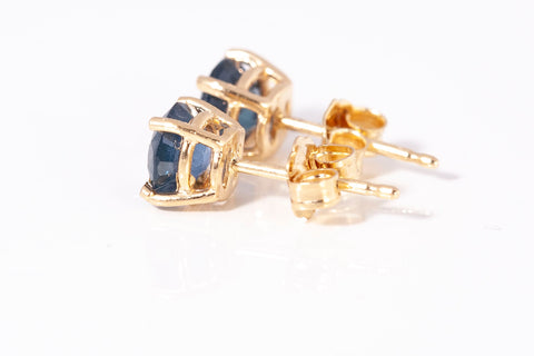 Ladies Natural Sapphire Studs 14k Yellow Gold Stud Earrings