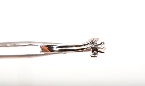 Ladies 18k White Gold Double Line Bypass with Diamond Ring