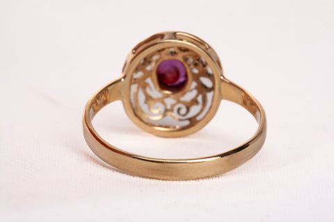 Ladies 14k Yellow Gold Ruby Filigree Ring