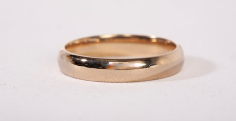 Gentlemen's 14k Yellow Gold Engagement Band Ring
