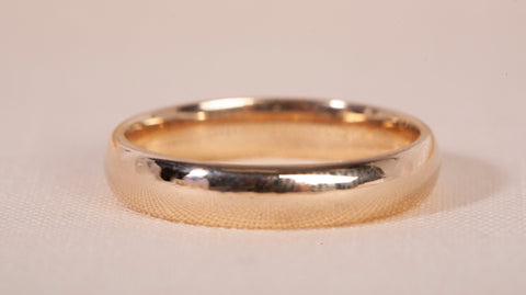 Gentlemen's 14k Yellow Gold Engagement Band Ring