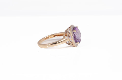 Ladies 14k Yellow Gold Amethyst & Diamond Accents Ring