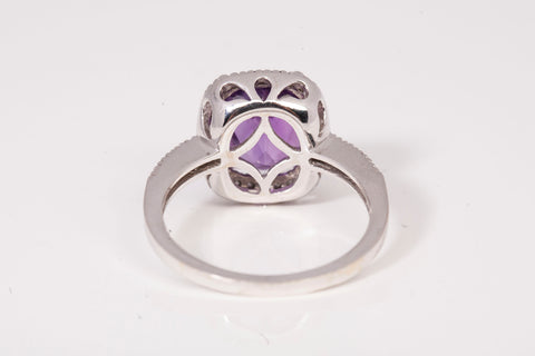 Ladies 10k White Gold Amethyst Diamond Halo Fashion Ring 0.38CTW