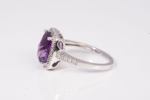 Ladies 10k White Gold Amethyst Diamond Halo Fashion Ring 0.38CTW