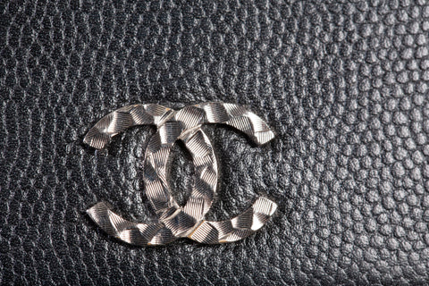 Authentic Vintage Chanel Black Caviar Leather Brilliant L Yen Wallet