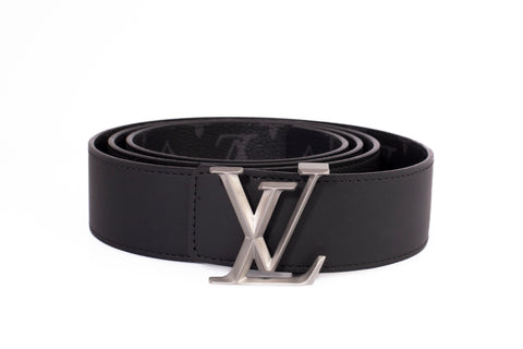 Authentic Mens Louis Vuitton Initials Black LV 40mm Reversible Belt