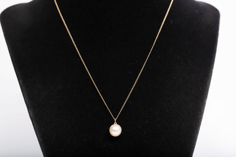 Ladies 14k Yellow Gold White Pearl Pendant on Cable Chain 17"