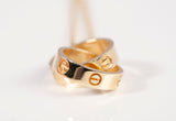 Ladies 18k Yellow Gold Interlocking Circle Pendant Necklace