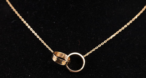 Ladies 18k Yellow Gold Interlocking Circle Pendant Necklace