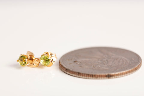 Dainty 14k Yellow Gold Peridot Stud Earrings
