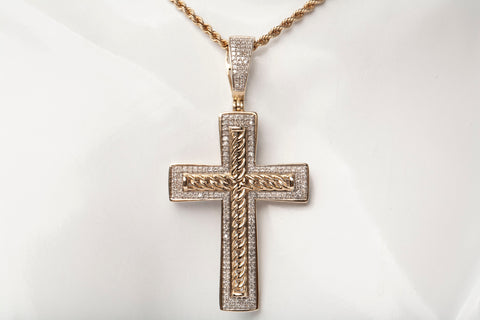Gentlemen's 10k Yellow Gold 1.60TCW Diamond Cross Pendant