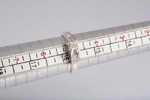 Ladies 14k White Gold Princess Cut Diamond Engagement Ring