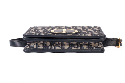 Authentic Christian Dior Navy Blue Oblique 30 Montaigne Chain Flap Bag
