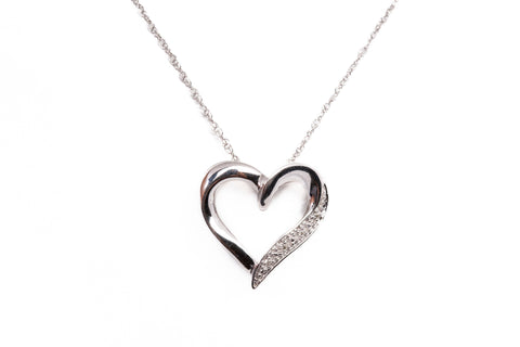 Ladies 10k White Gold Heart Pendant Necklace 18"