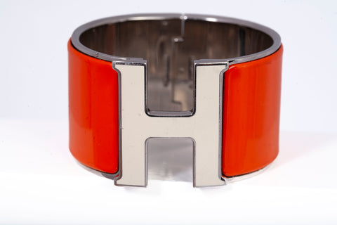 Authentic Hermes Ladies Orange and White Wide Clic Clac H Bracelet 6.25"