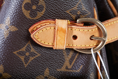 Authentic LOUIS VUITTON Monogram Canvas Batignolles Horizontal Shoulder Bag