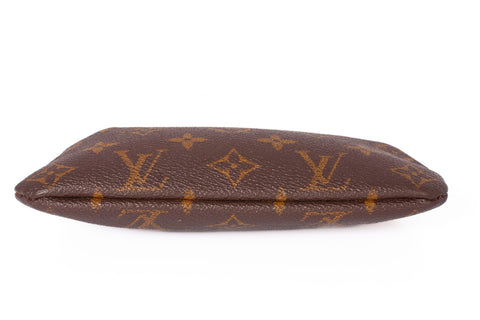 Authentic LOUIS VUITTON Monogram Canvas Vintage French Kiss Lock Coin Purse