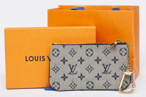Louis Vuitton Beige Monogram Vernis Pochette Cles Key and Change