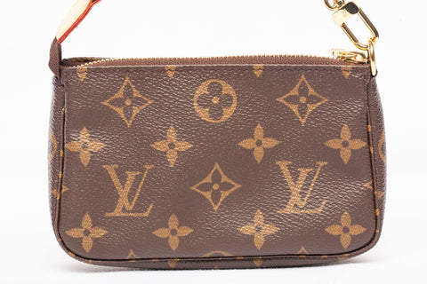 Authentic Louis Vuitton Monogram Canvas Mini Pochette Accessories Handbag