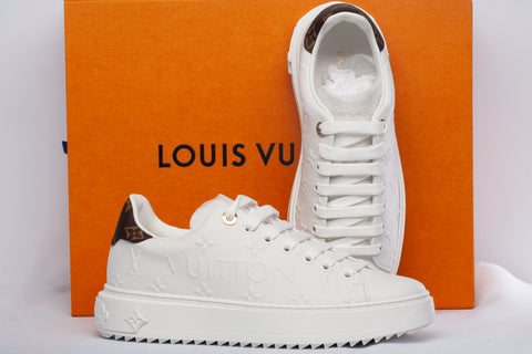 Authentic Louis Vuitton White Monogram Time Out Sneaker Size 38.5 Brand New