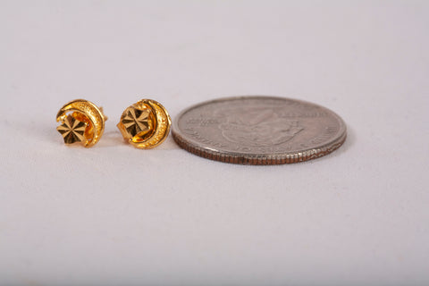 Ladies 22k Yellow Gold Crescent Moon and Star Stud Earrings