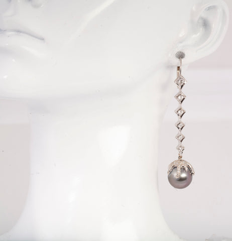 Ladies 14k White Gold Tahitian Pearl and Diamond Dangle Earrings