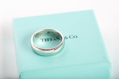 Authentic Tiffany & Co. Gentlemens Platinum .950 Forever Wedding Band