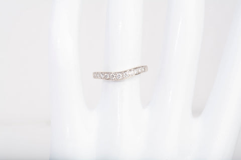 Ladie's 14k White Gold Curve Diamond Wedding Ring