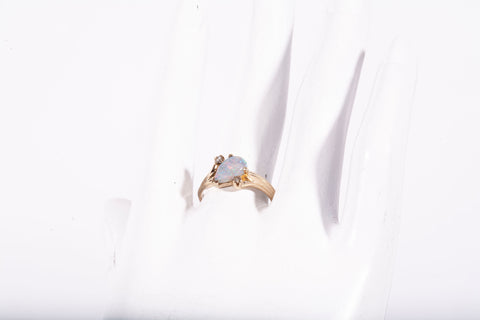 Ladies 14k Yellow Gold Pear Shape Opal w/Diamond Accent Ring